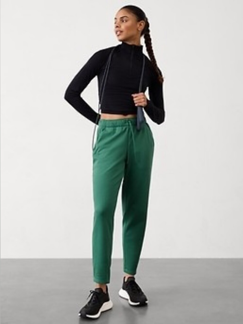 Athleta Unstoppable Mid Rise Sweatpants, Size Medium Tall